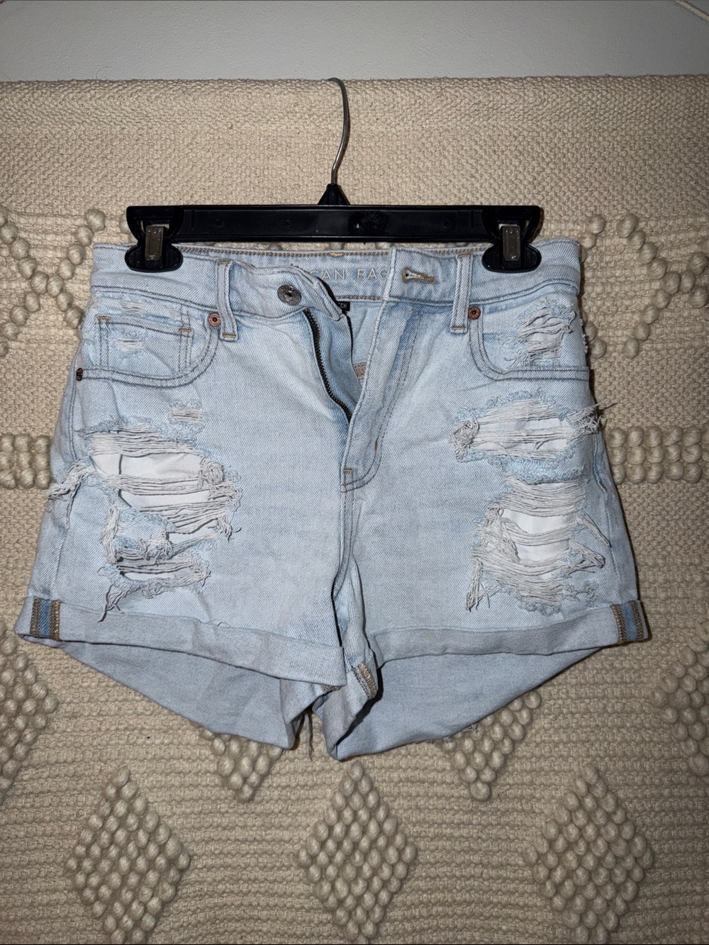 American Eagle Outfitters Light wash Mom Short